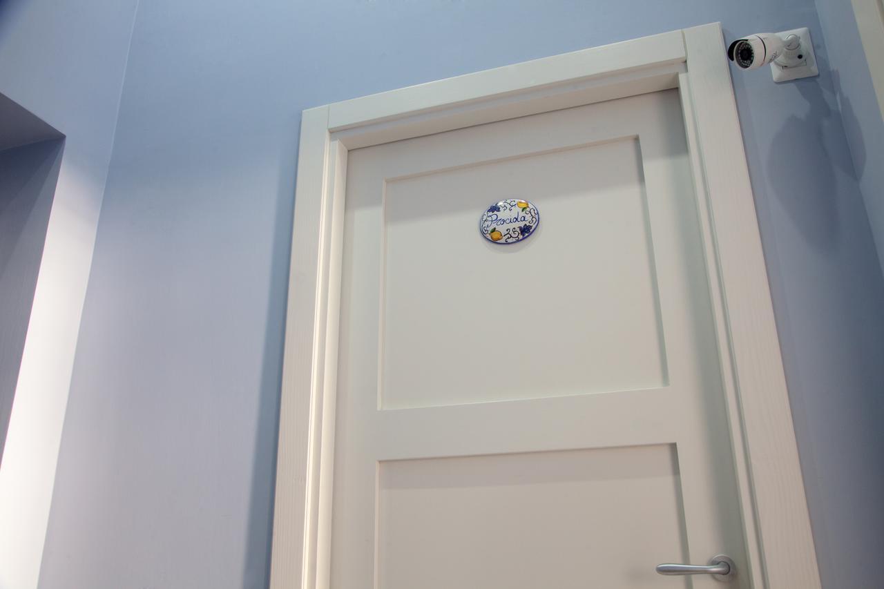B&B La Perla Del Golfo Наполи Екстериор снимка